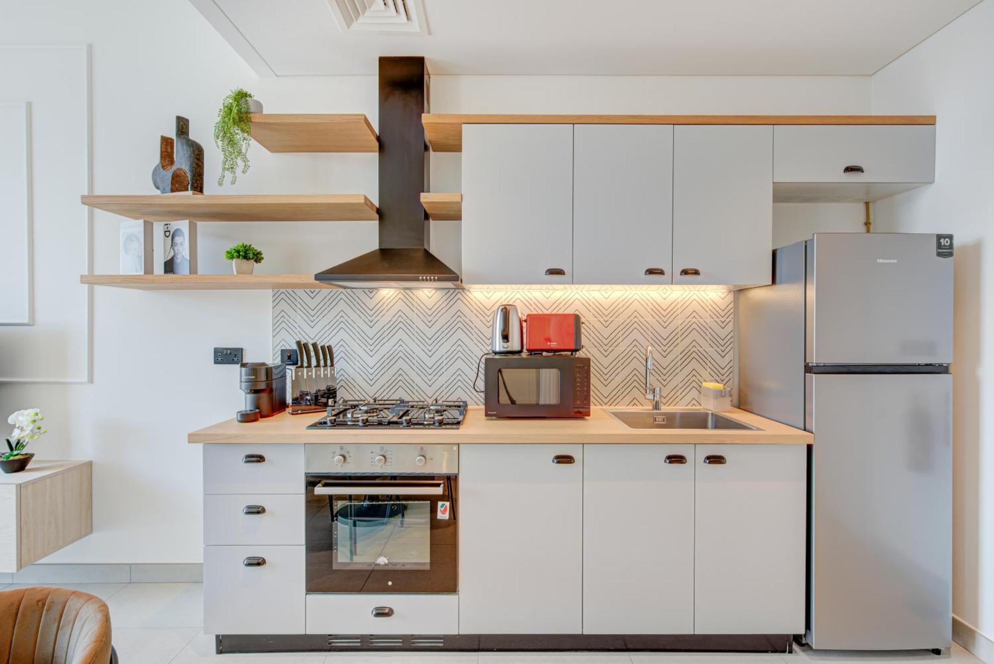 Trophy - Contemporary Living At Hills Socio Tower Apartment *