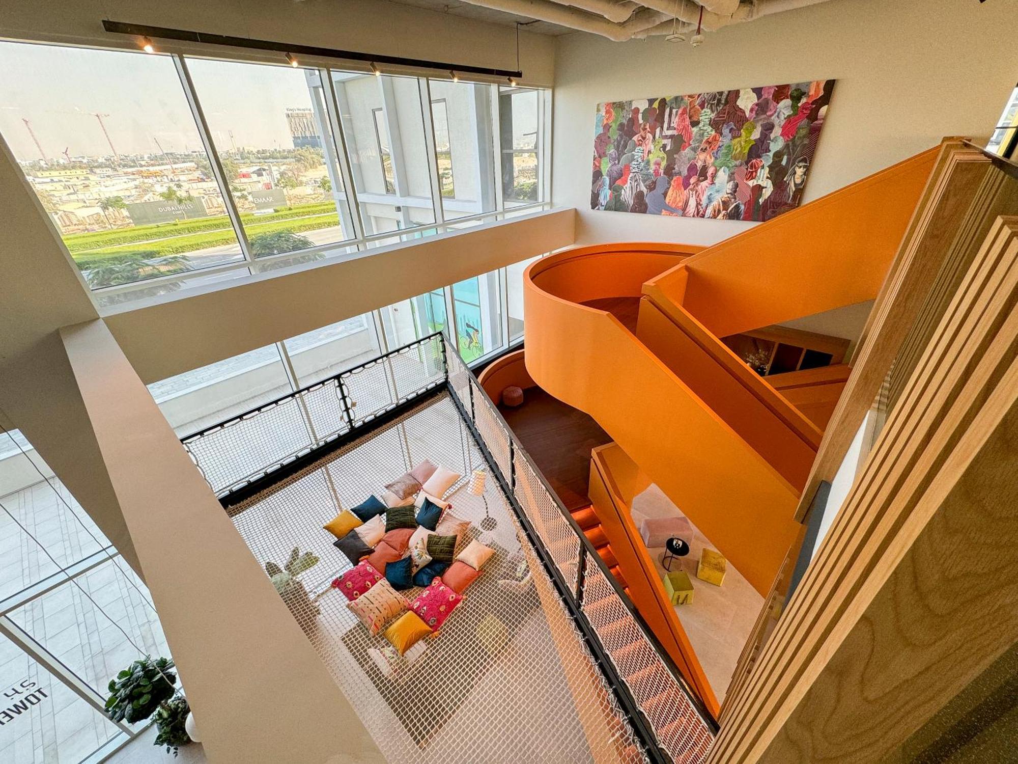 Apartment Trophy - Contemporary Living At Hills Socio Tower Dubai