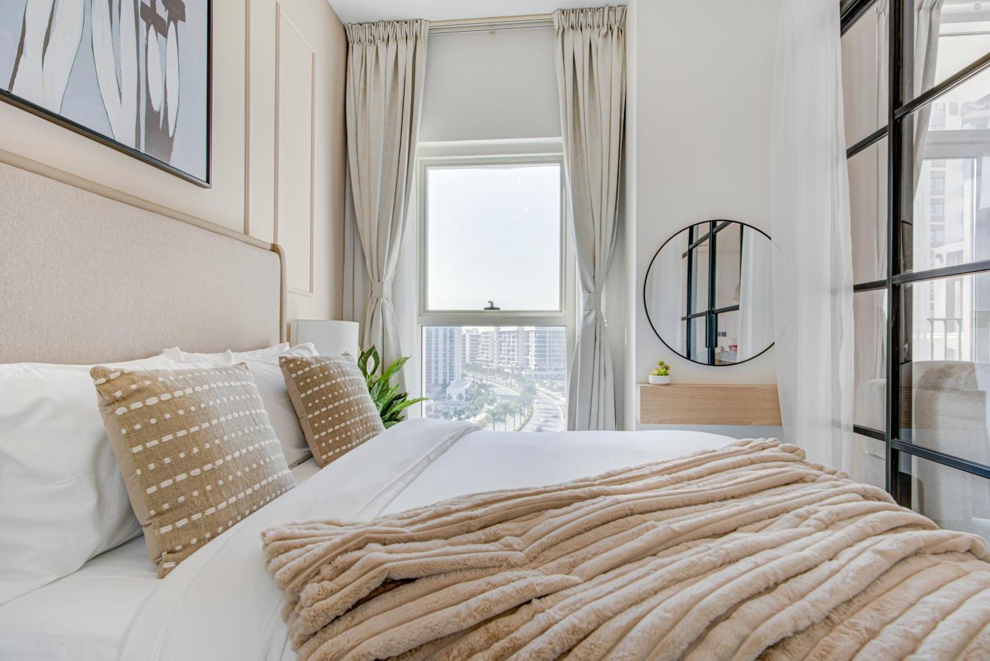 Apartment Trophy - Contemporary Living At Hills Socio Tower